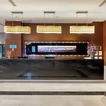 Hotel Miracle Airport & 5*