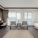 Miracle Airport & Hotel 5*