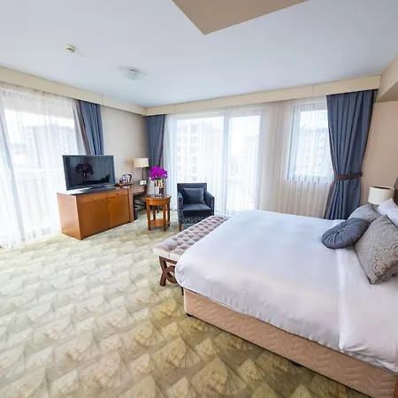 Miracle Airport & Hotel