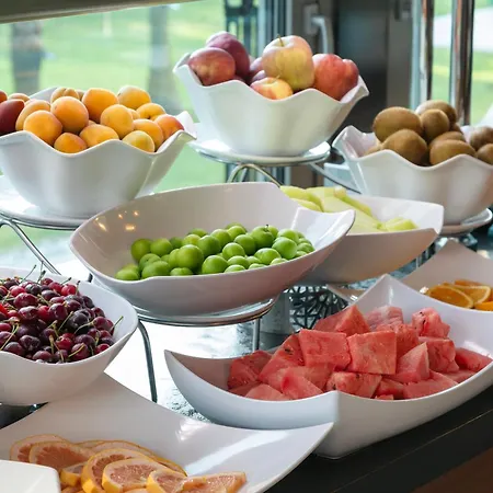 Miracle Airport & ホテル