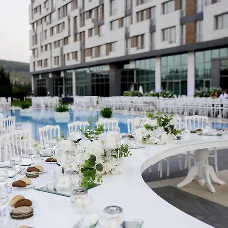 Miracle Airport & Hotel