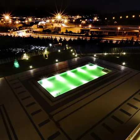 Miracle Airport & Hotel Stambuł