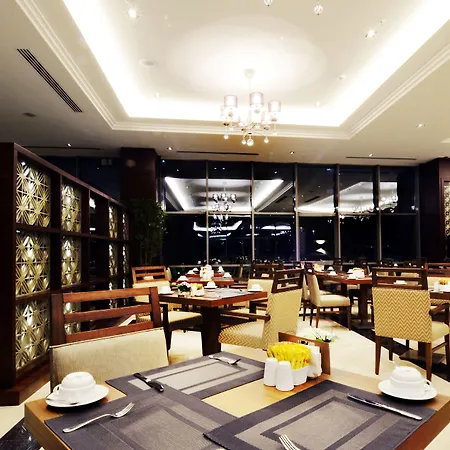 Hotel Miracle Airport &