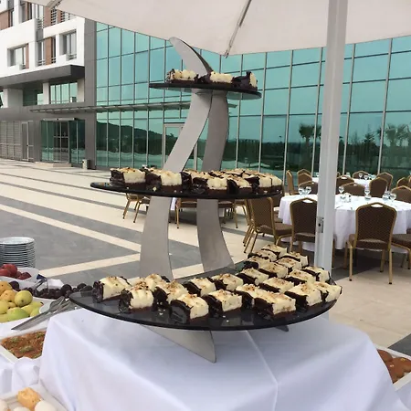 Miracle Airport & Stambuł