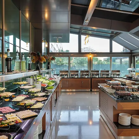 Miracle Airport & 5* Stambuł