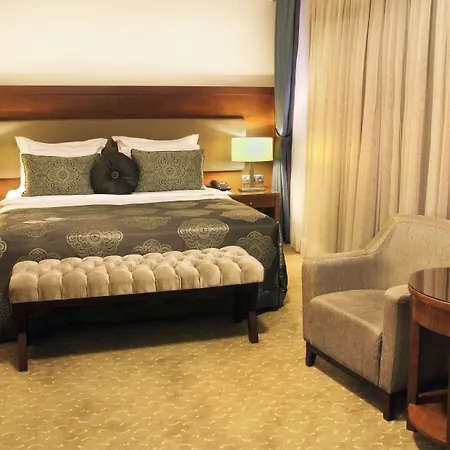 Miracle Airport & Hotel