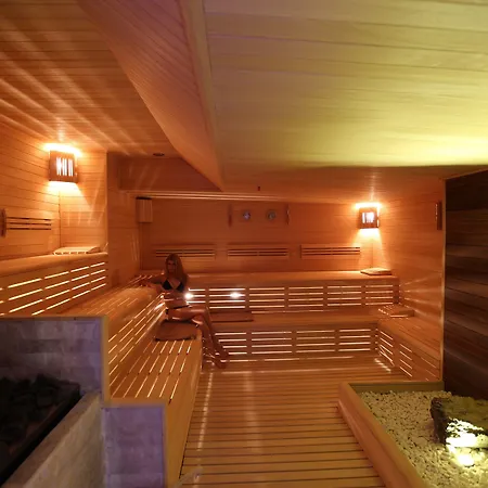 Miracle Airport & Istanbul